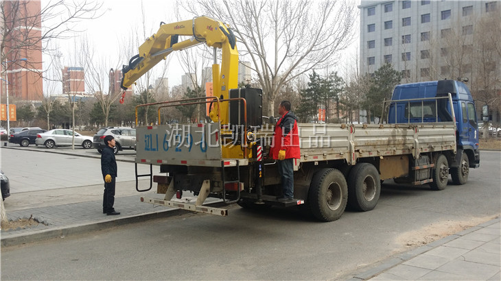 �z��܇���bվ��ƽ�_����